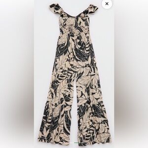 Floral Print Jumpsuit with Ruffle Sleeves